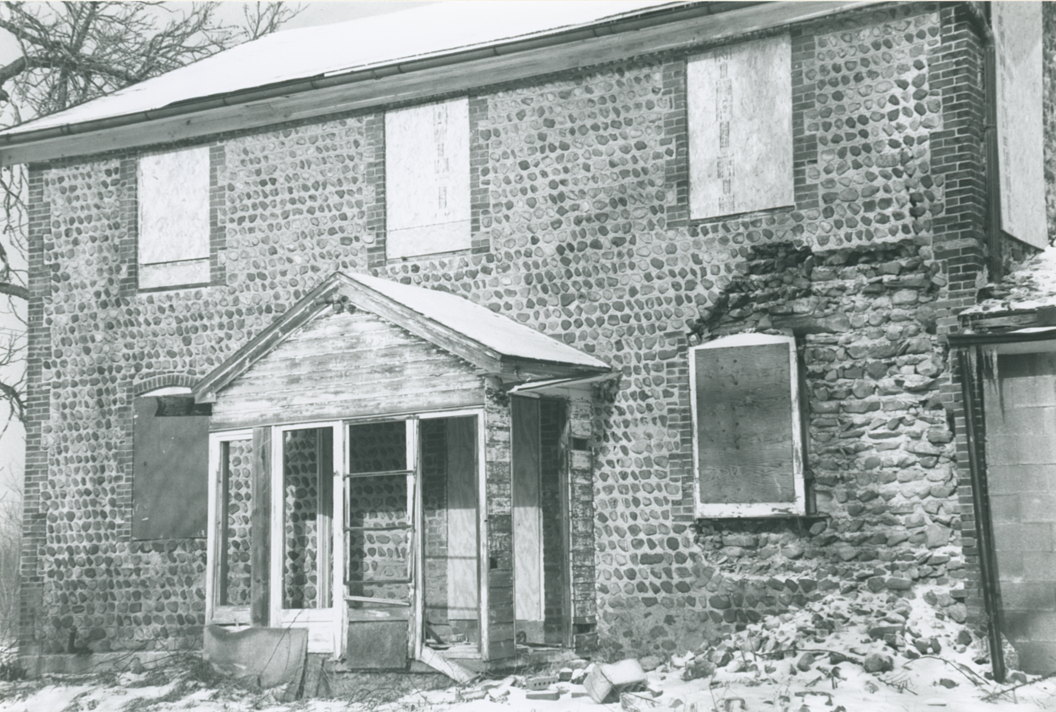 Wal-10 3355 Autumn Wood Drive 4